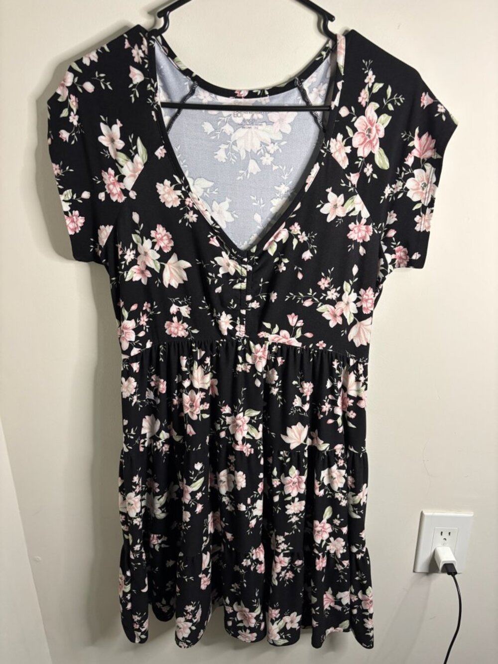 Black, White and Pink Floral Short Sleeve Dress - Size L (11-13)